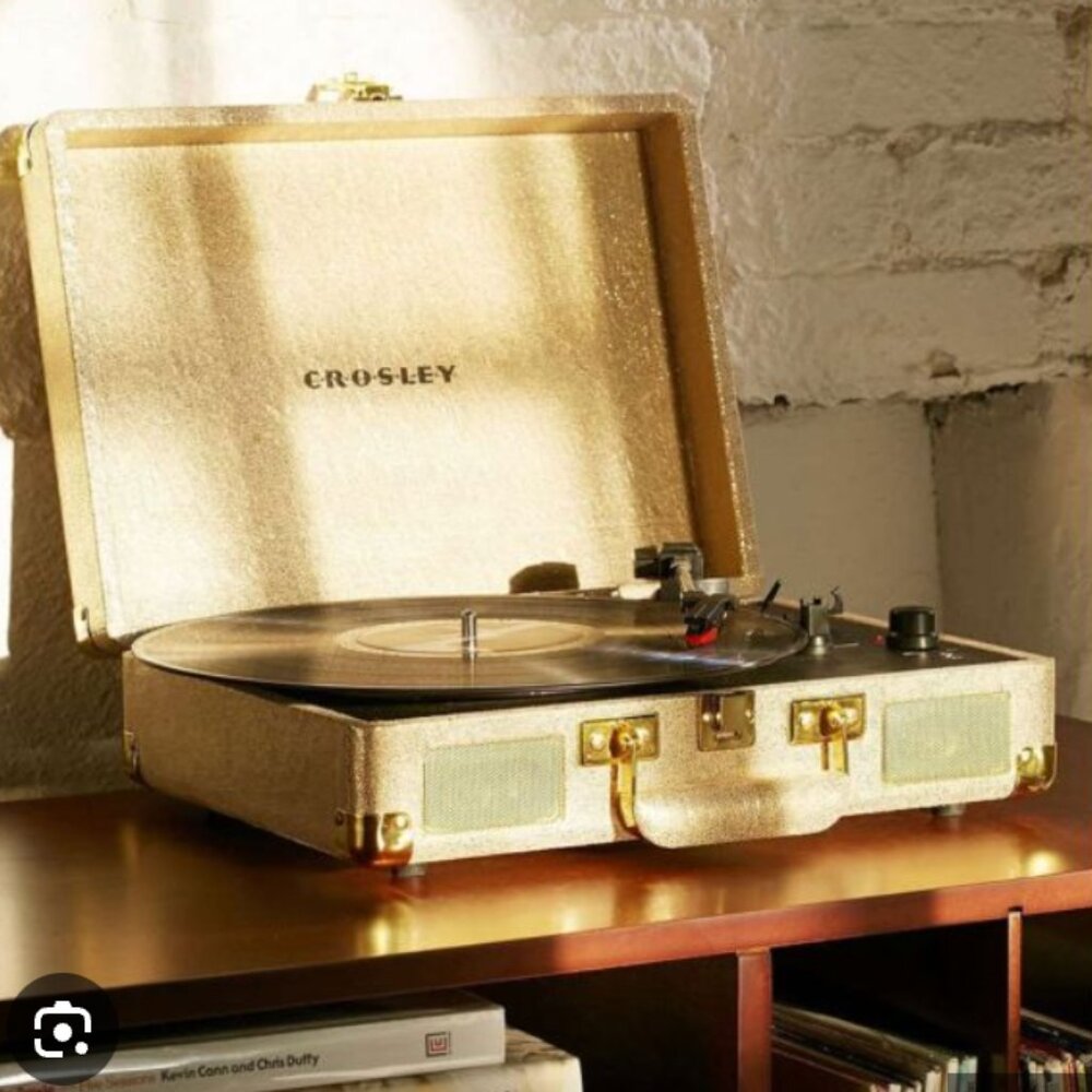 Crosley Gold Suitcase Record Player ✨💛